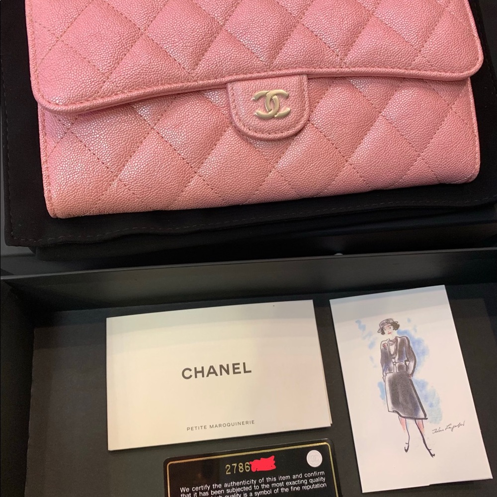 Chanel long wallet 19s iridescent pink in great condition - Picture 6 of 7